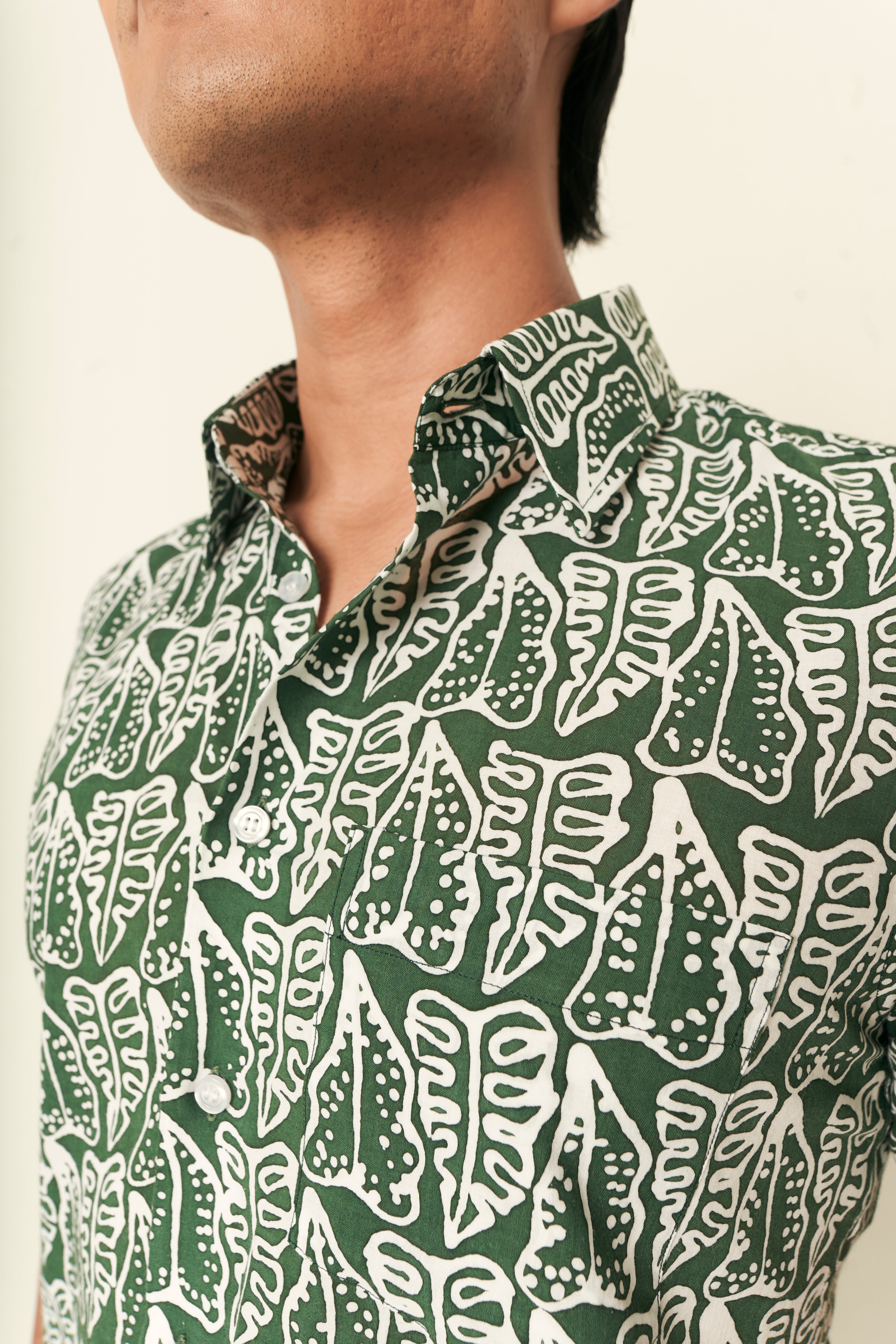 Tropical Slim Fit Men's Shirt