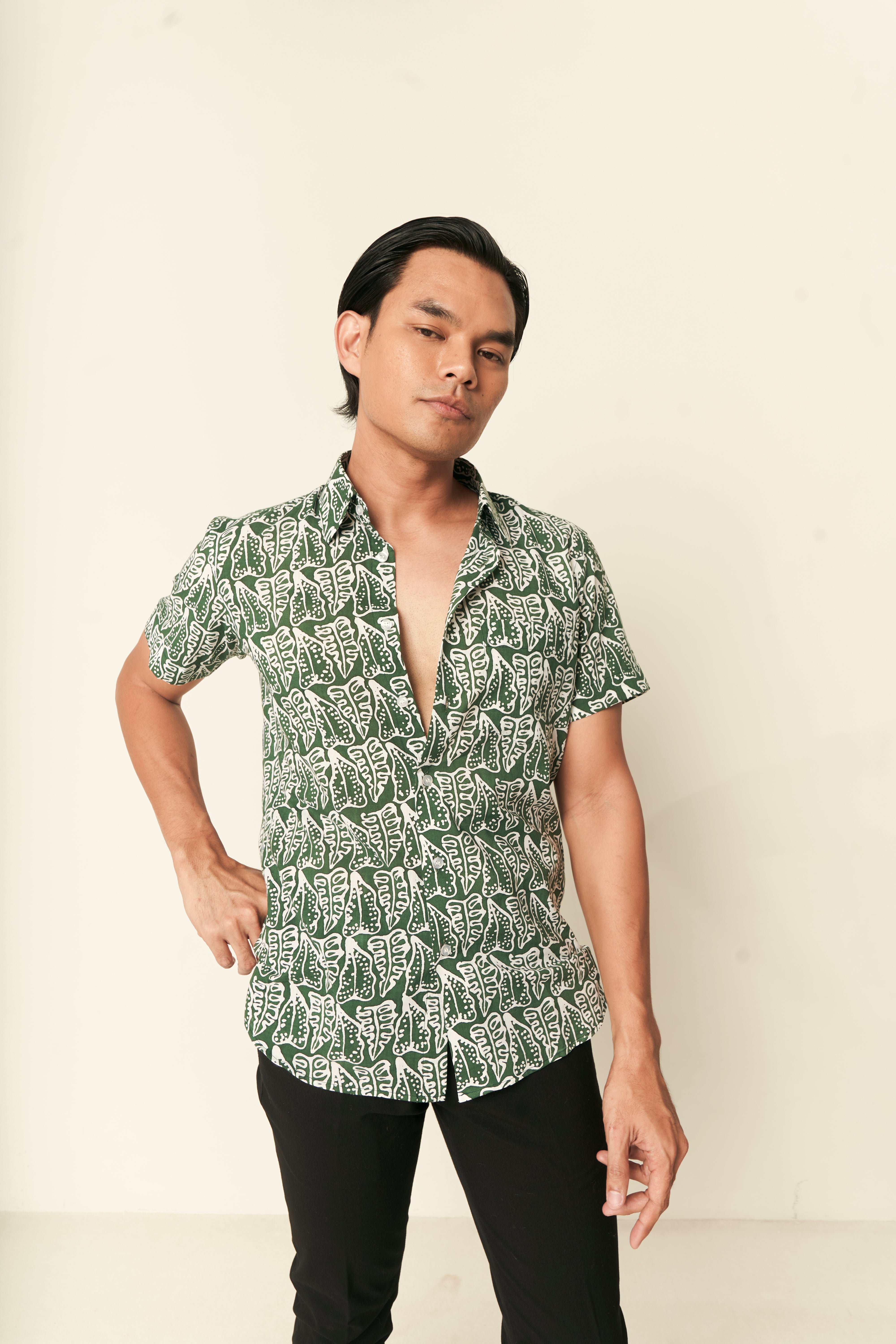 Tropical Slim Fit Men's Shirt