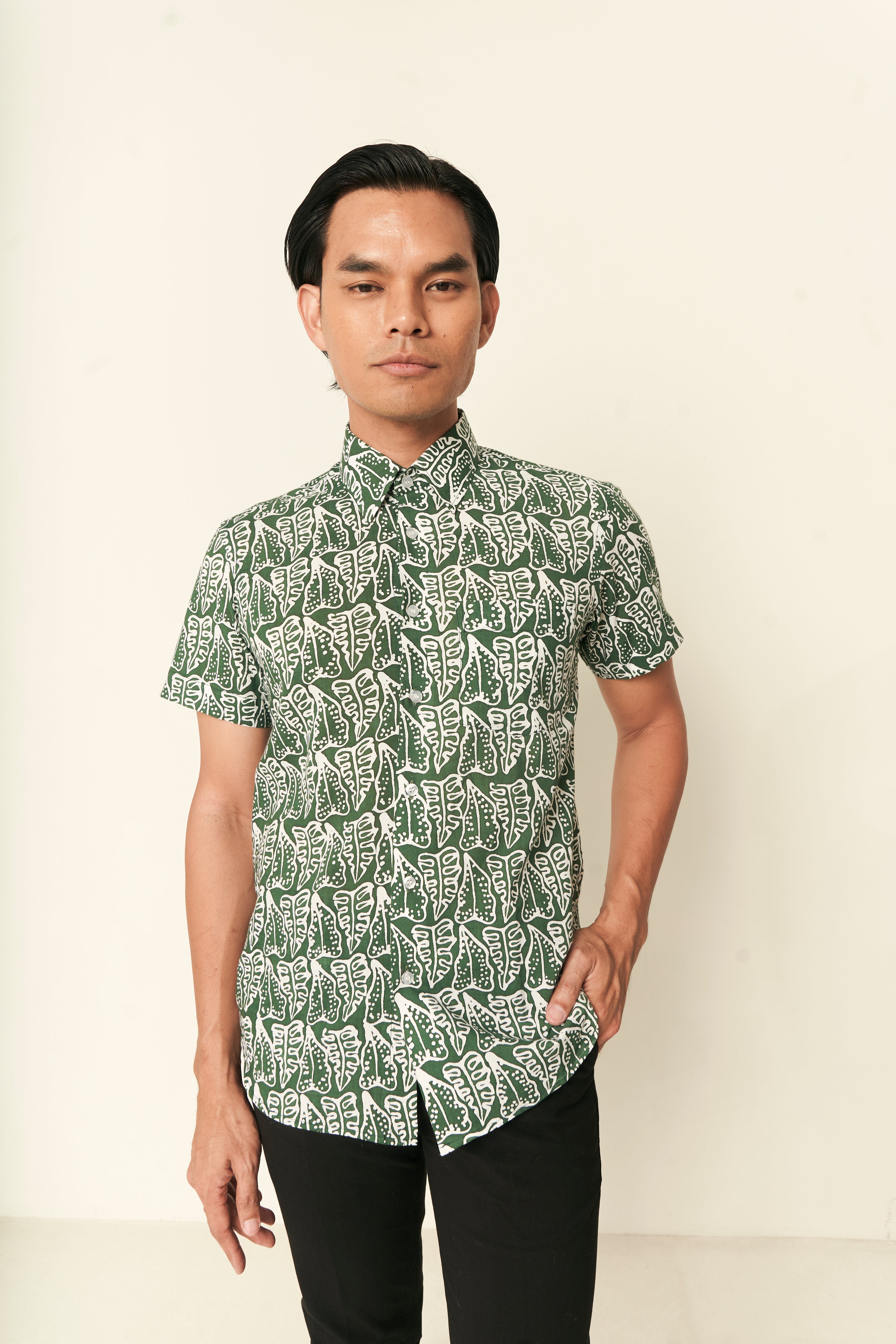 Tropical Slim Fit Men's Shirt