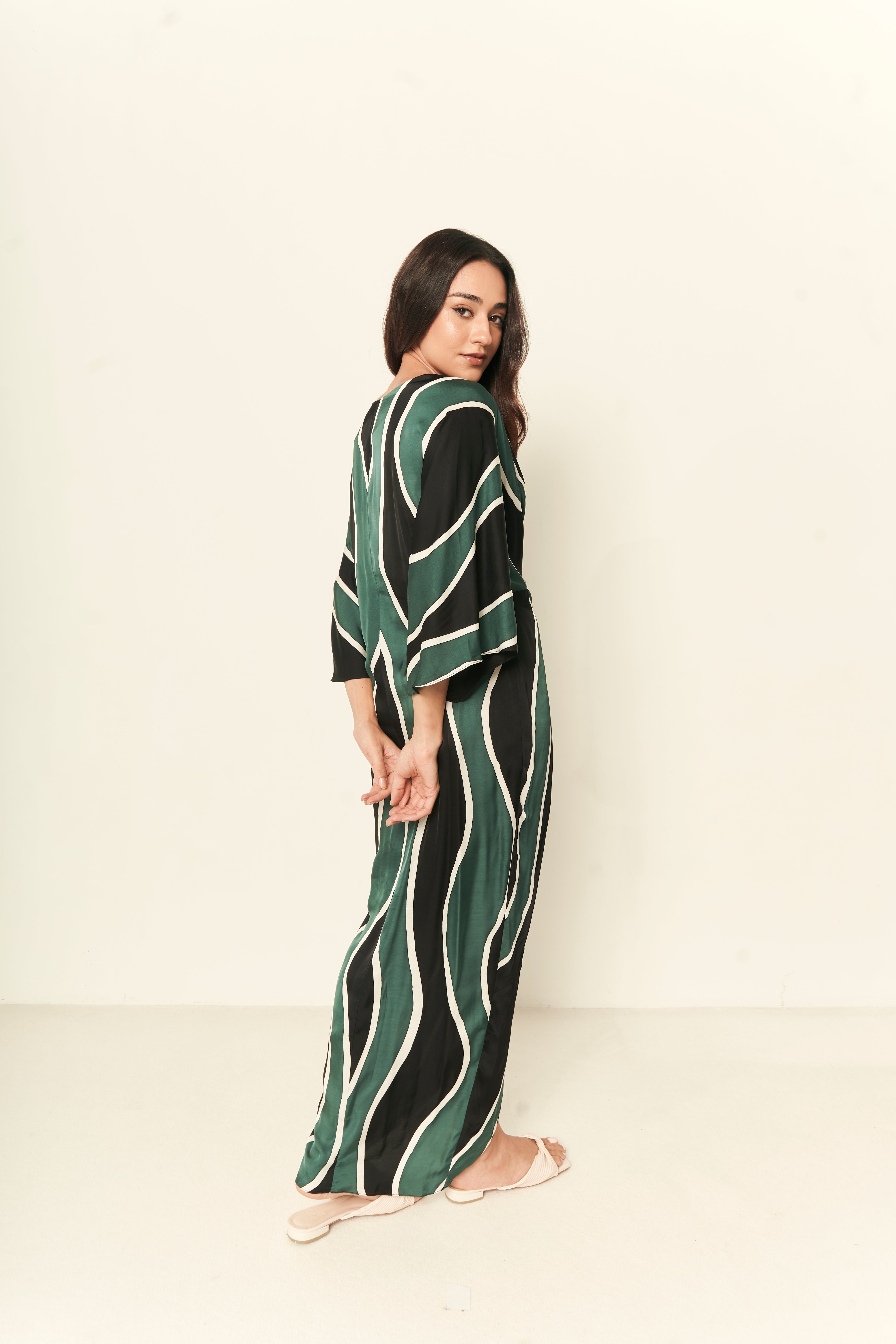 Waves Amirah Front Twist Kaftan