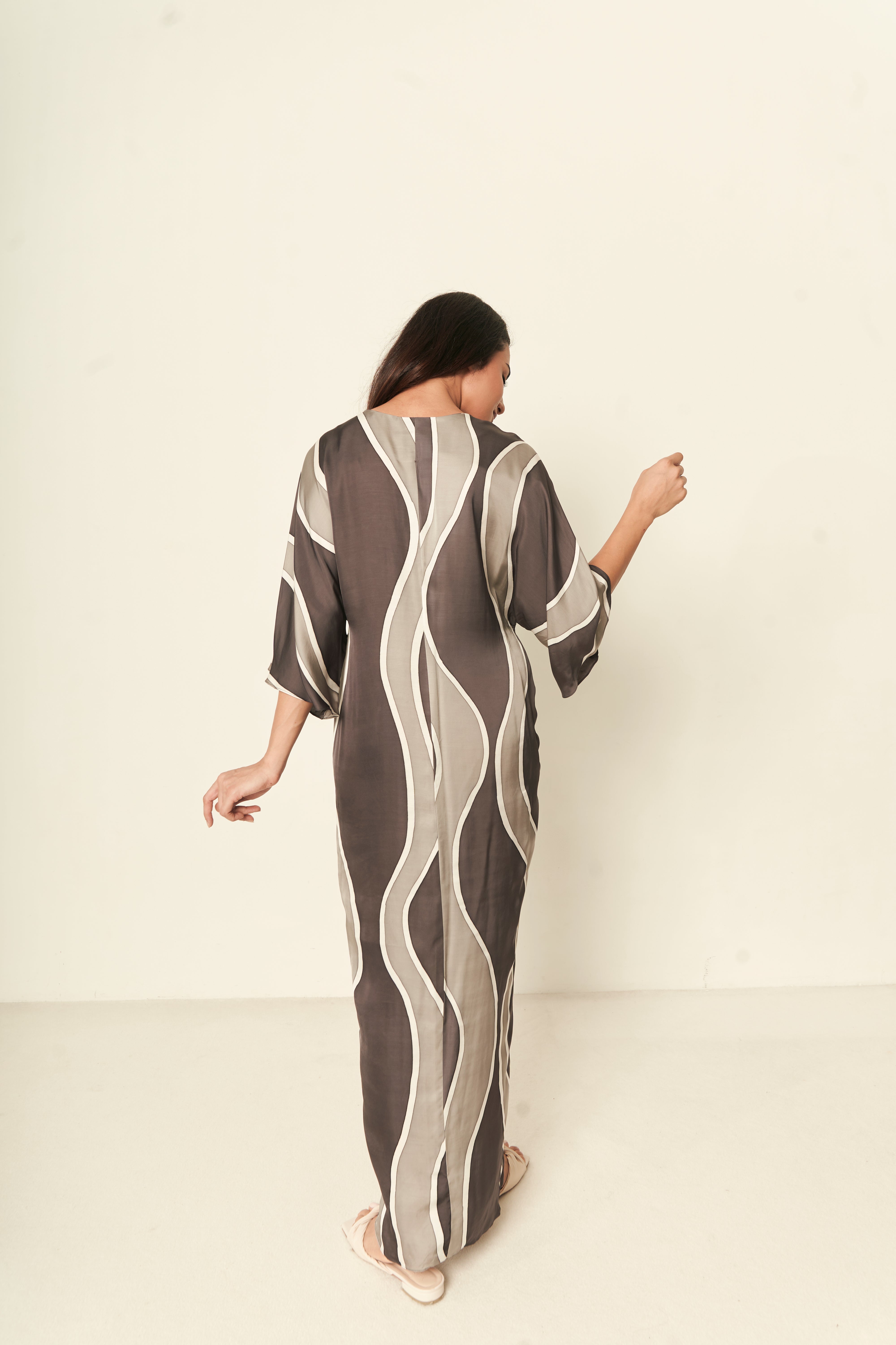 Waves Amirah Front Twist Kaftan