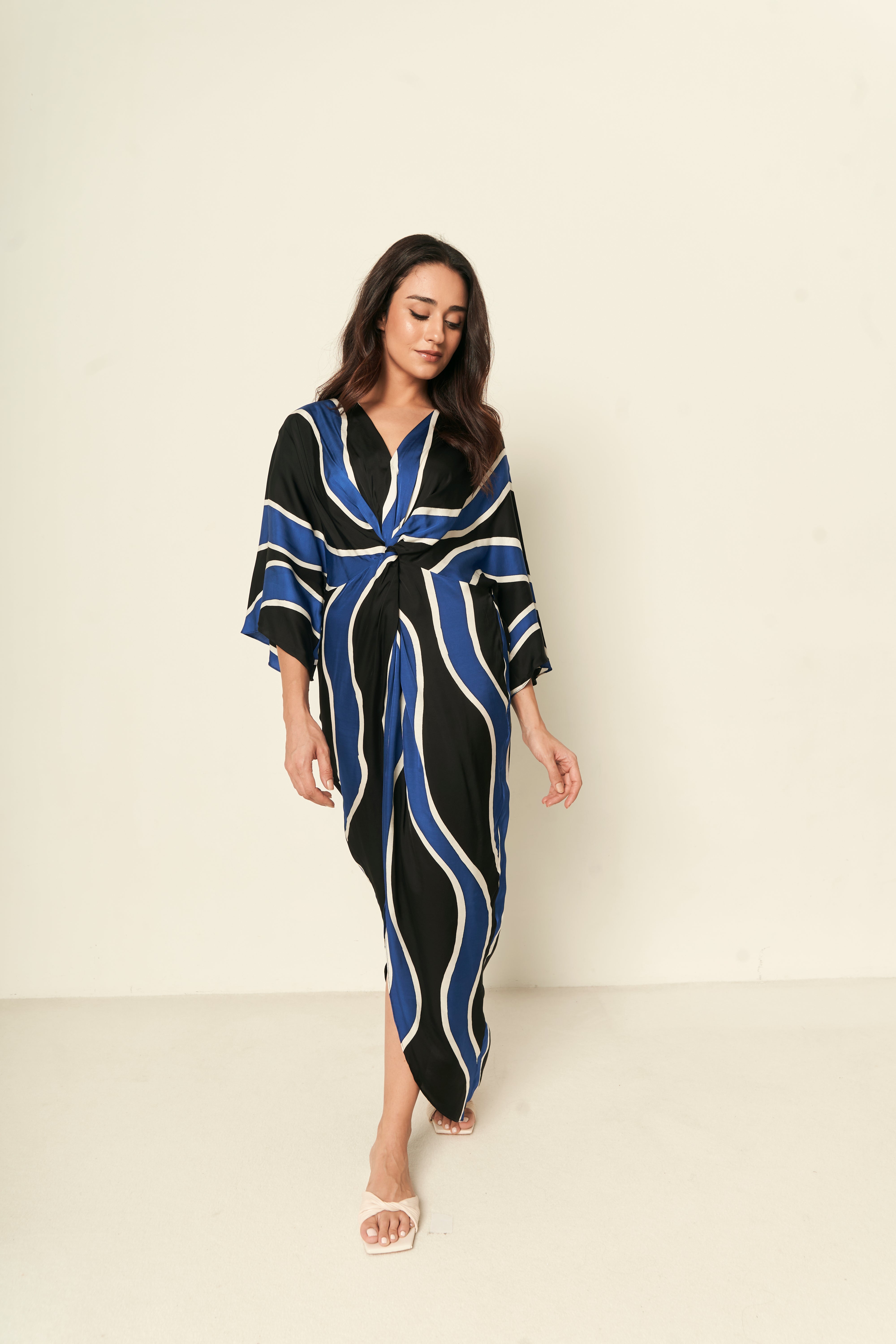 Waves Amirah Front Twist Kaftan