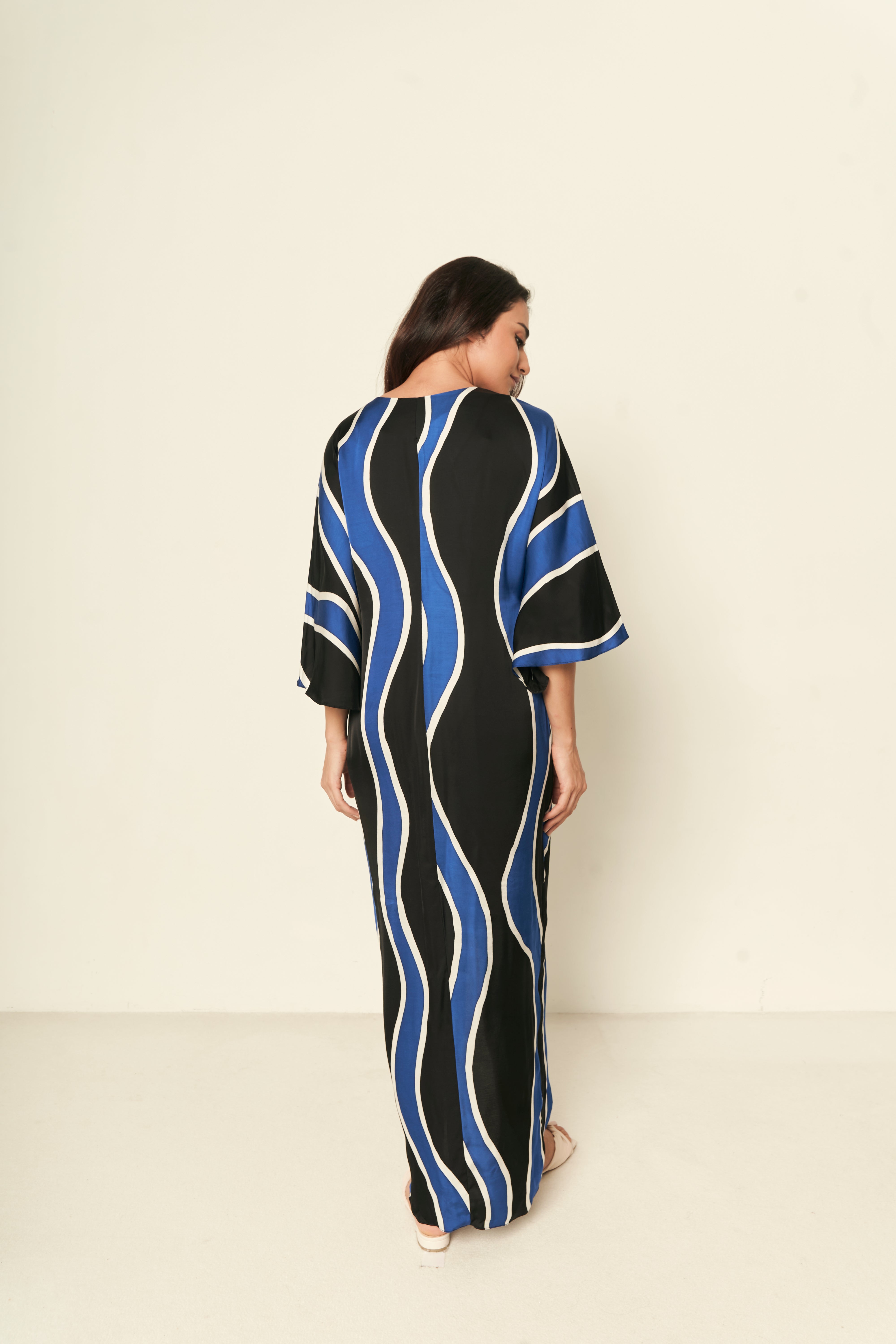 Waves Amirah Front Twist Kaftan