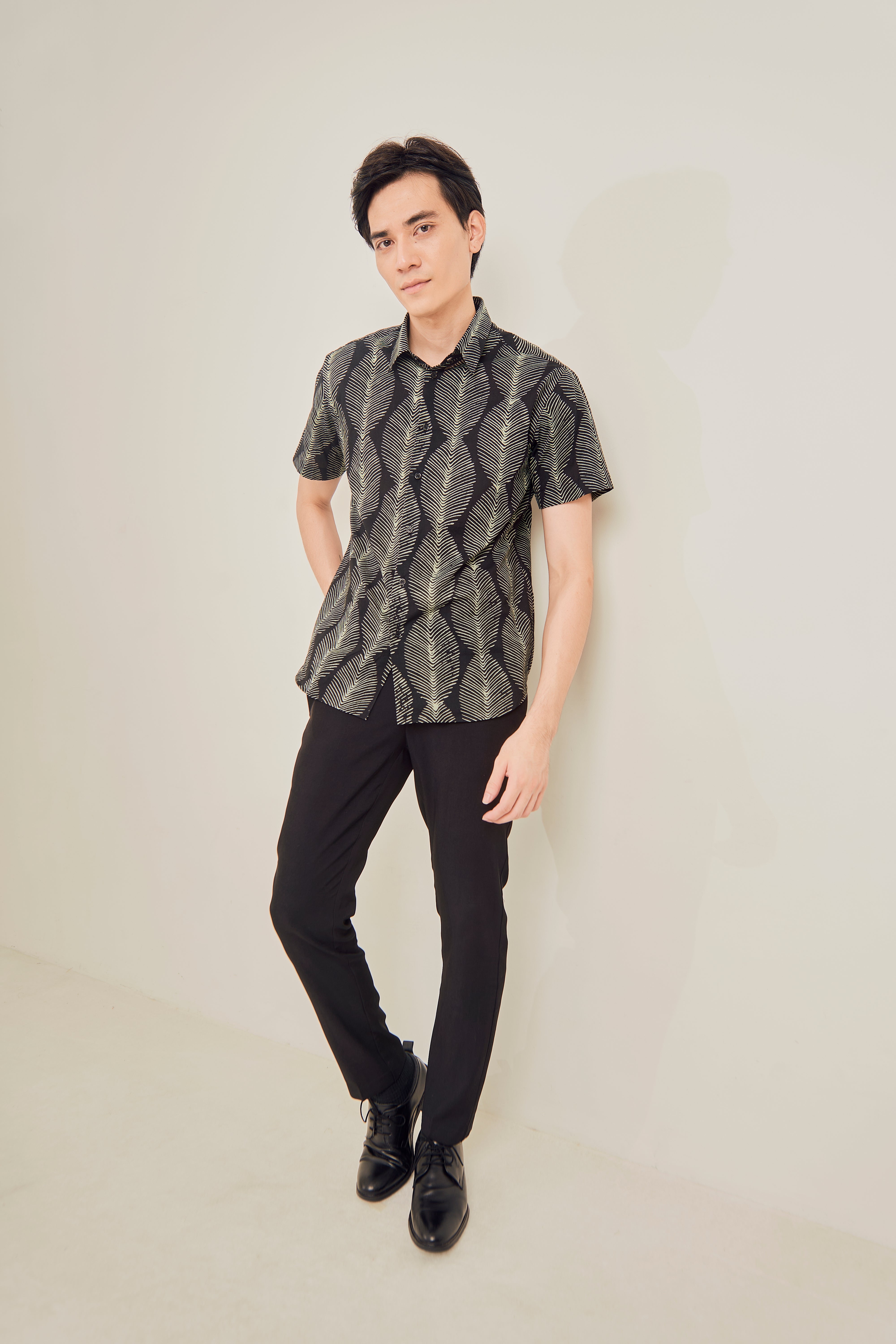 Rainforest Slim Fit Men's Shirt