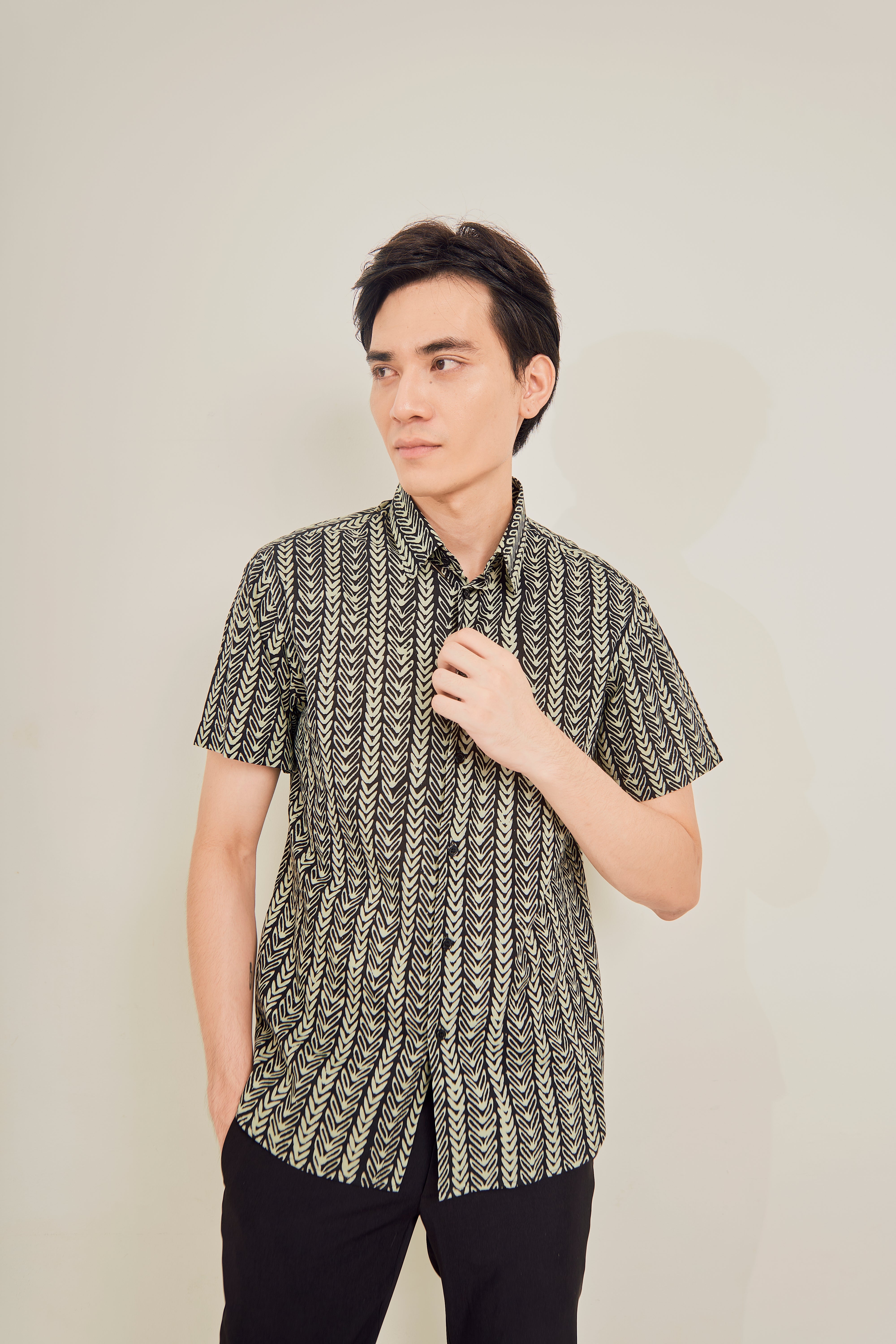 Rainforest Slim Fit Men's Shirt