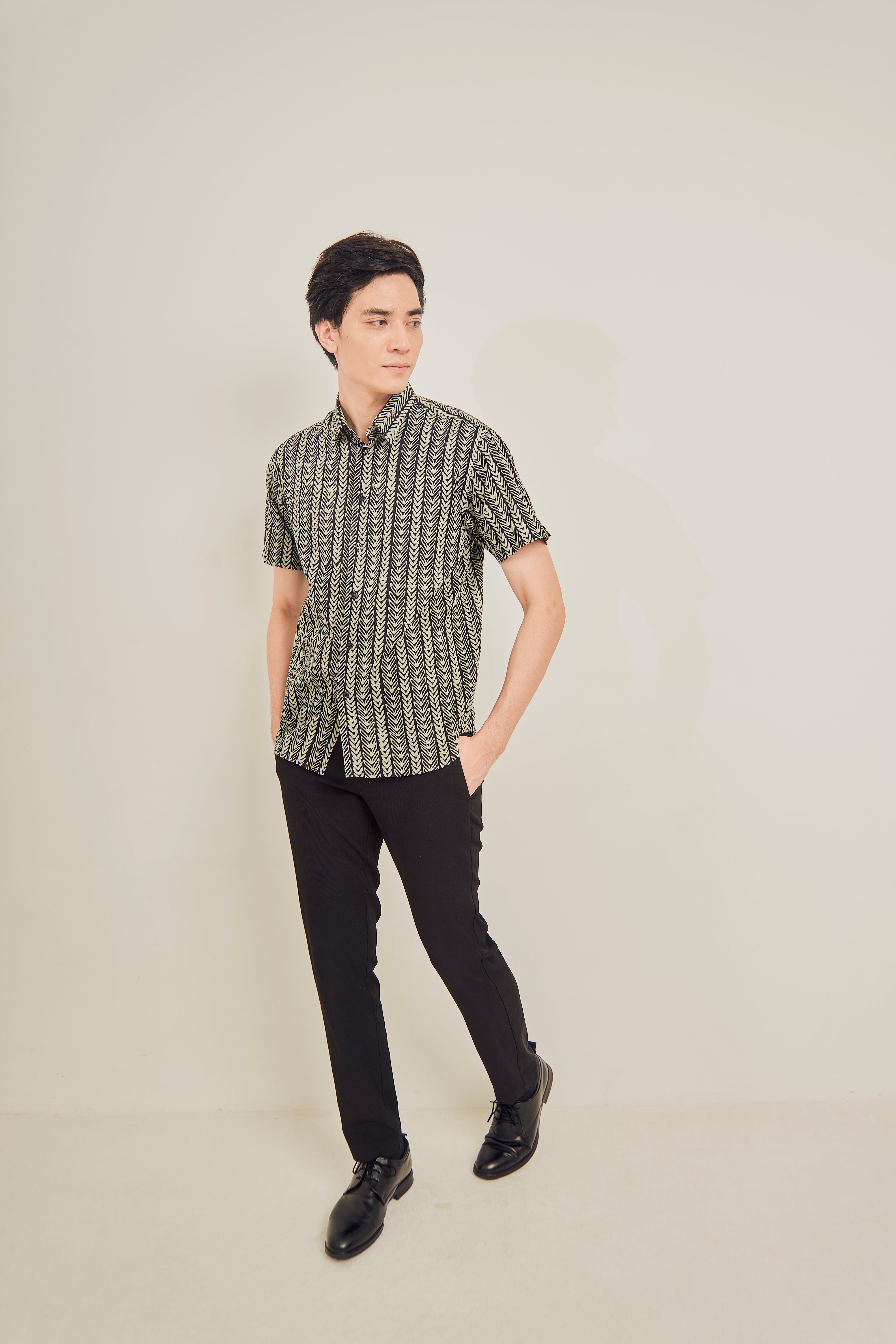 Rainforest Slim Fit Men's Shirt
