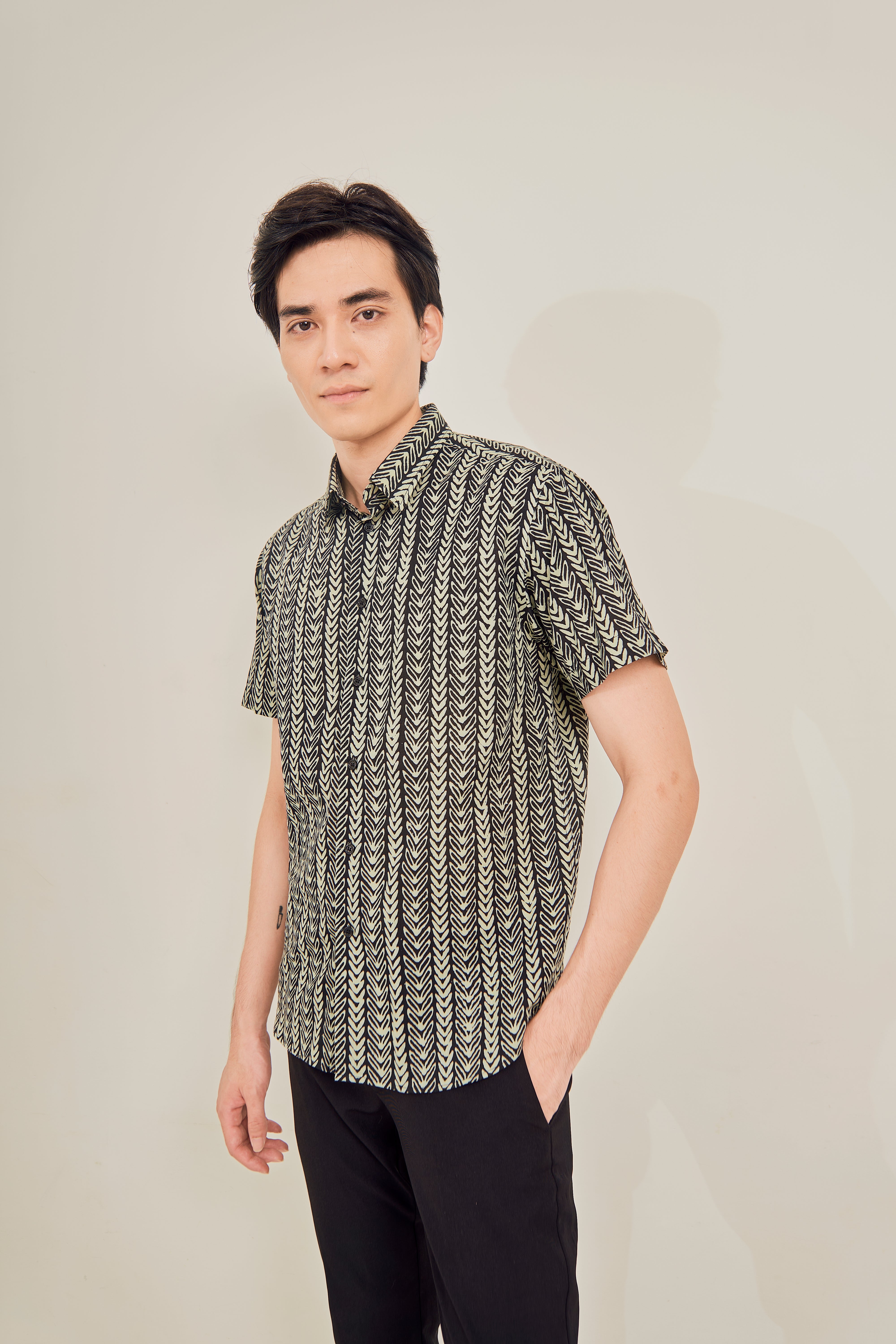 Rainforest Slim Fit Men's Shirt