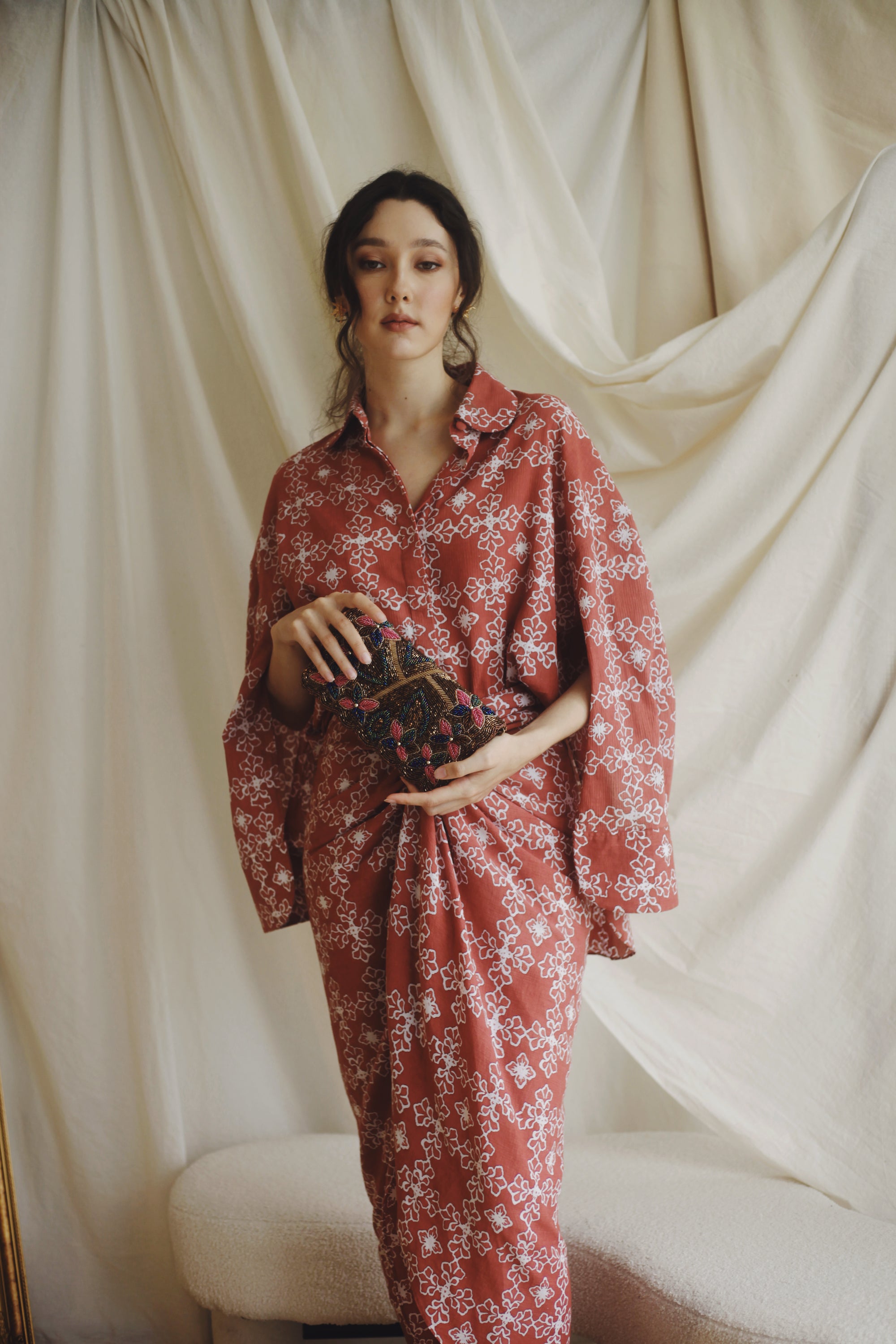 Hari Blouse & Pareo Set