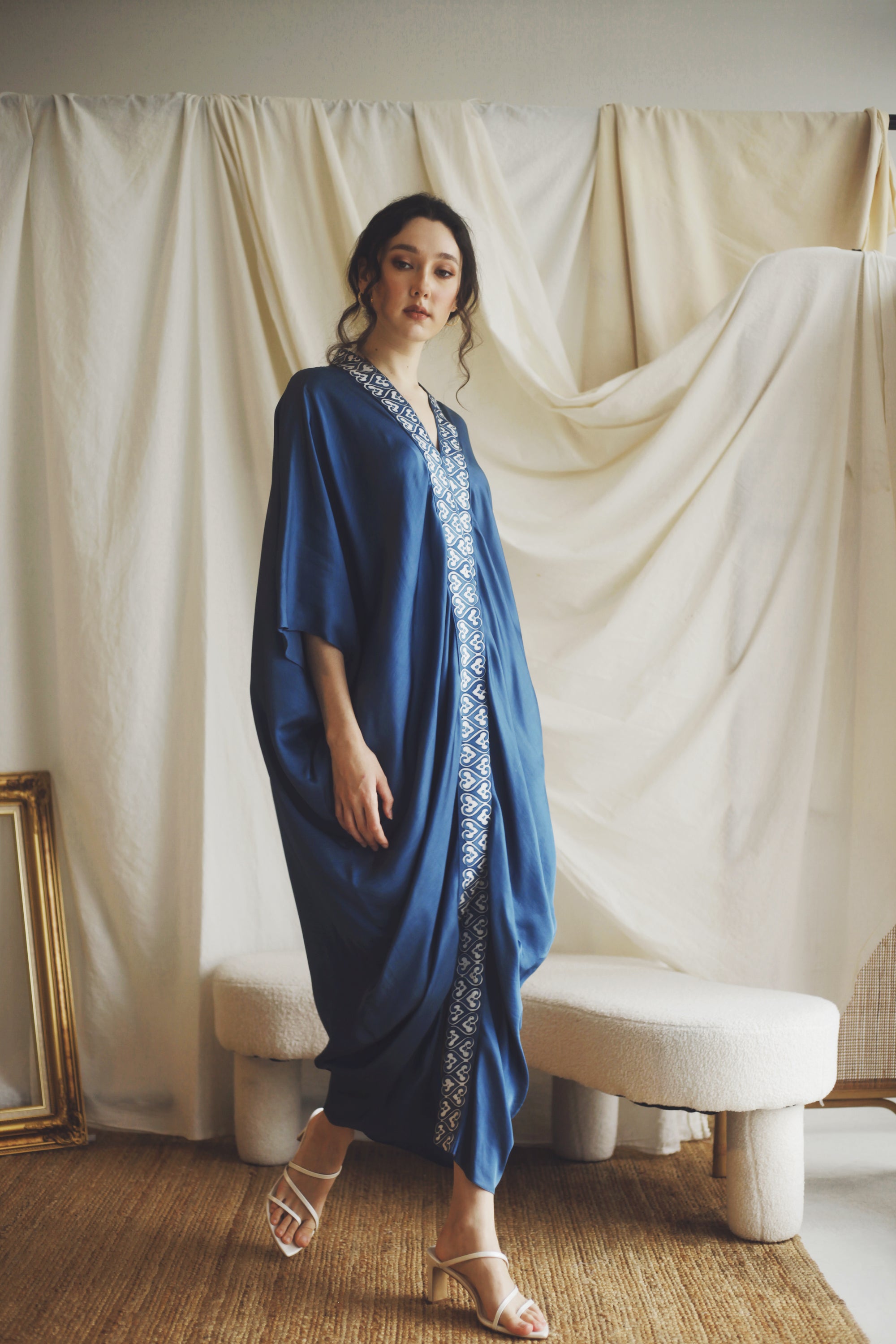 V-Neck Collar Kaftan II